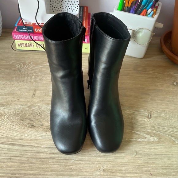 Black booties - Picture 3 of 5